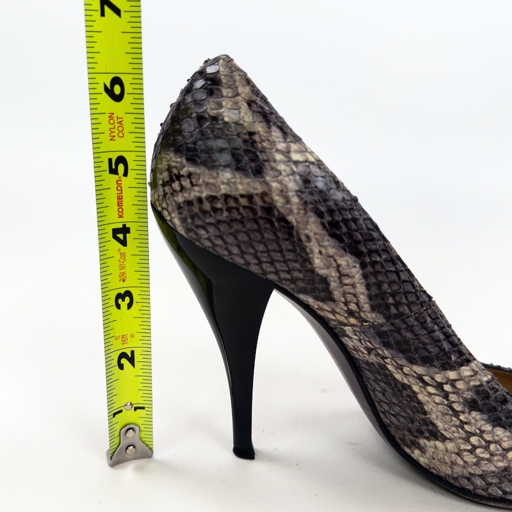 Stuart Weitzman Grey Python Leather Pointed Toe P… - image 6